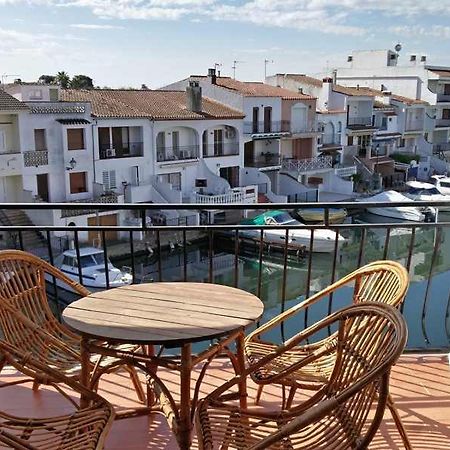 Appartement Estudi Amb Vistes Al Canal à Empuriabrava Extérieur photo